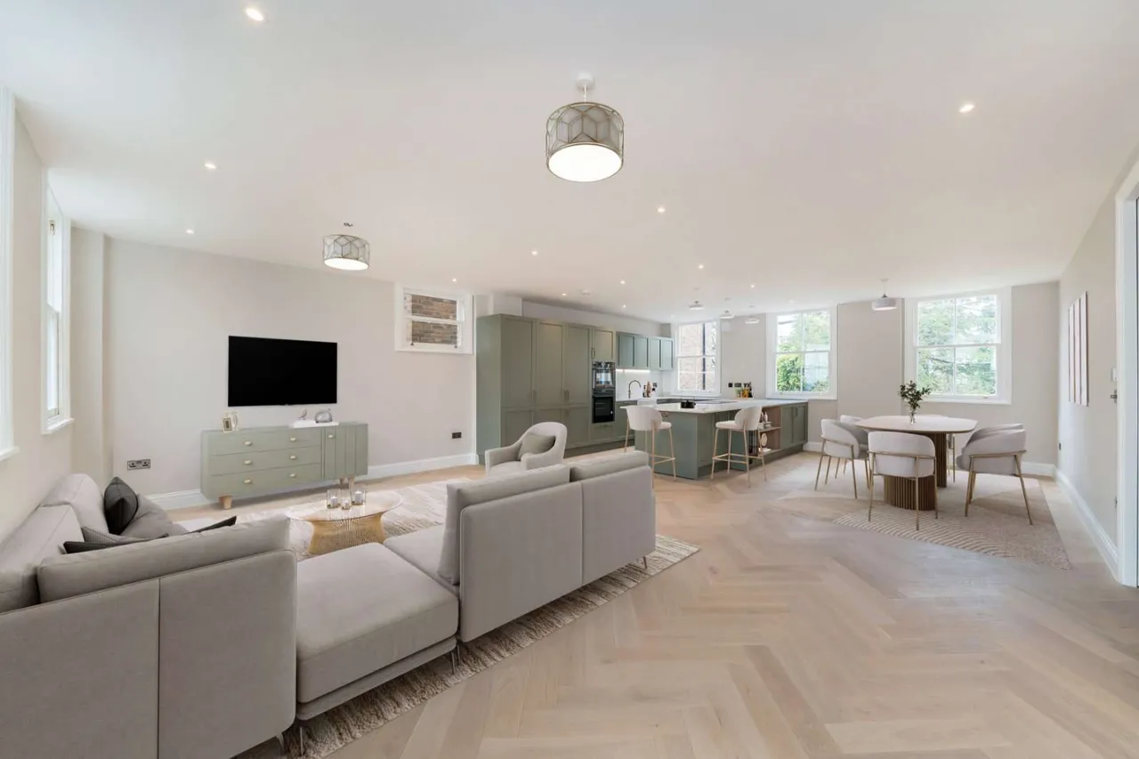 5 bed new development for sale — Thornton Heights, Hillside, Wimbledon, London, SW19 4NQ