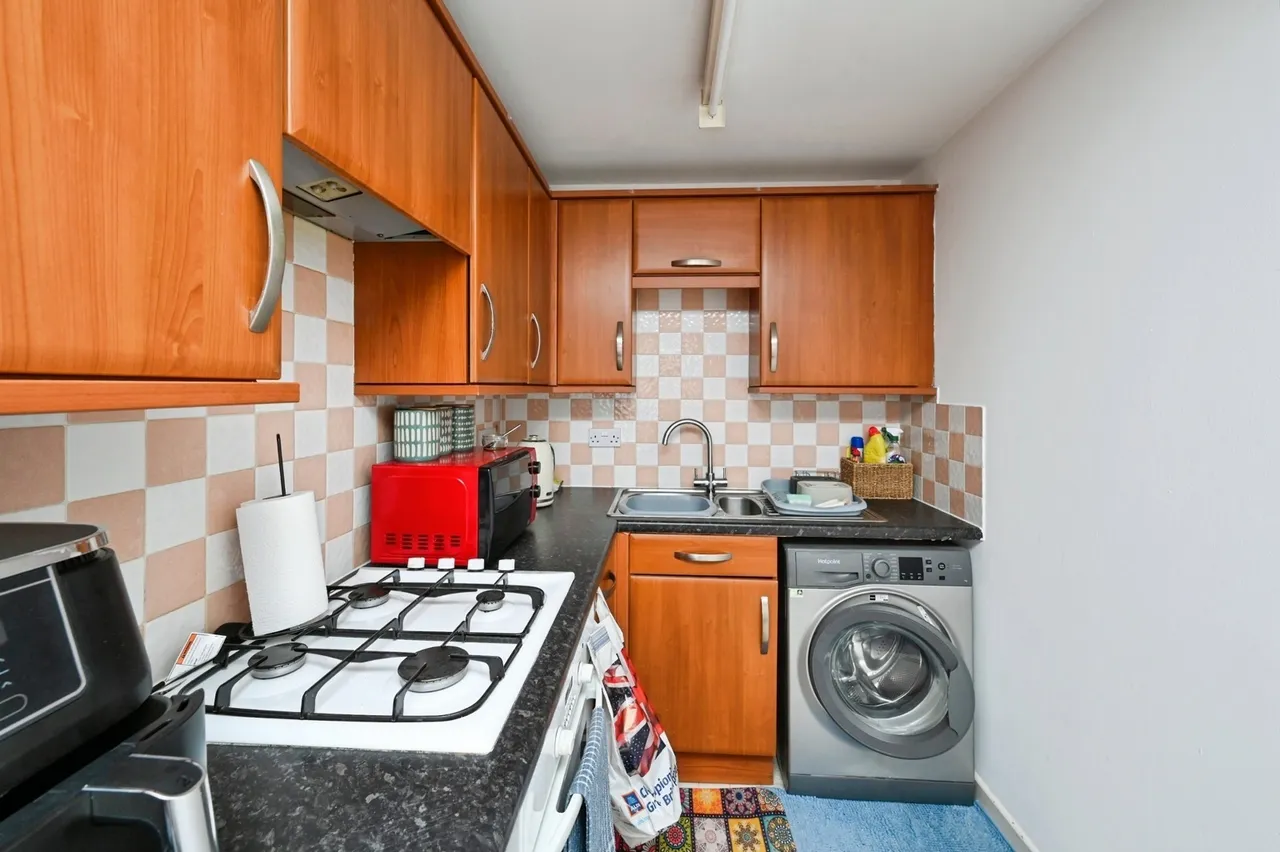Millers Way, Kirkby-in-Ashfield, Nottingham, Nottinghamshire, NG17, photo 7