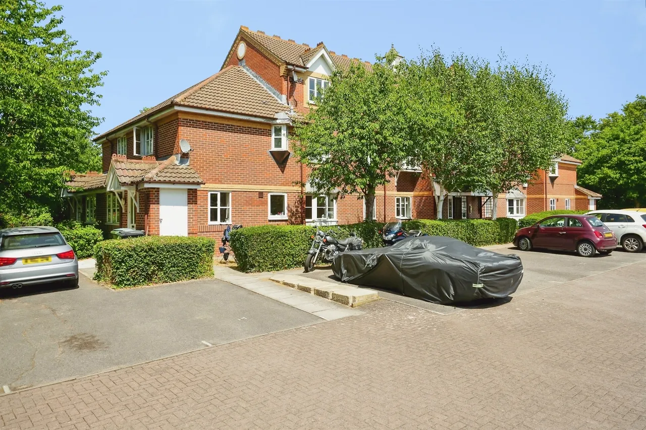 1 bed flat for sale — Middle Furlong, Didcot