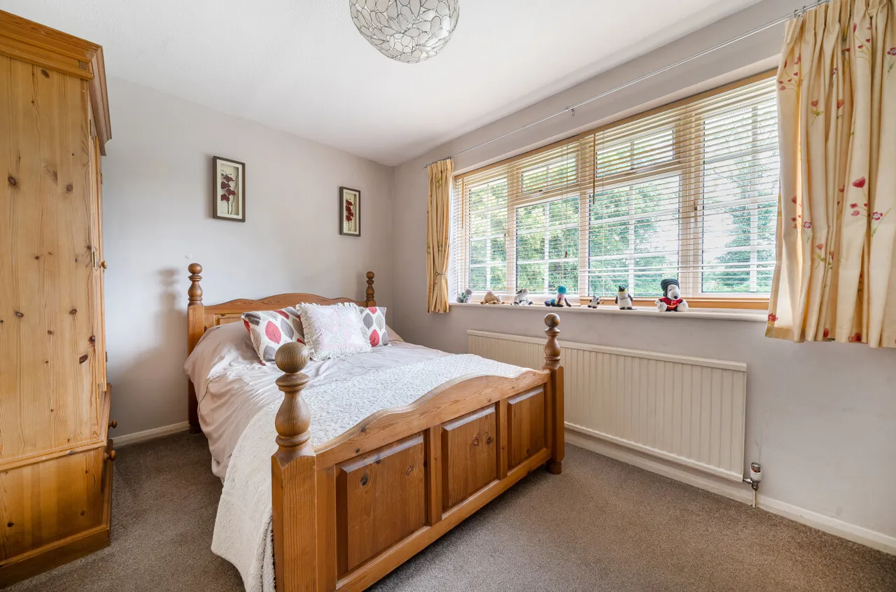Elmgrove Close, Woking, Surrey, GU21 8XL, photo 5