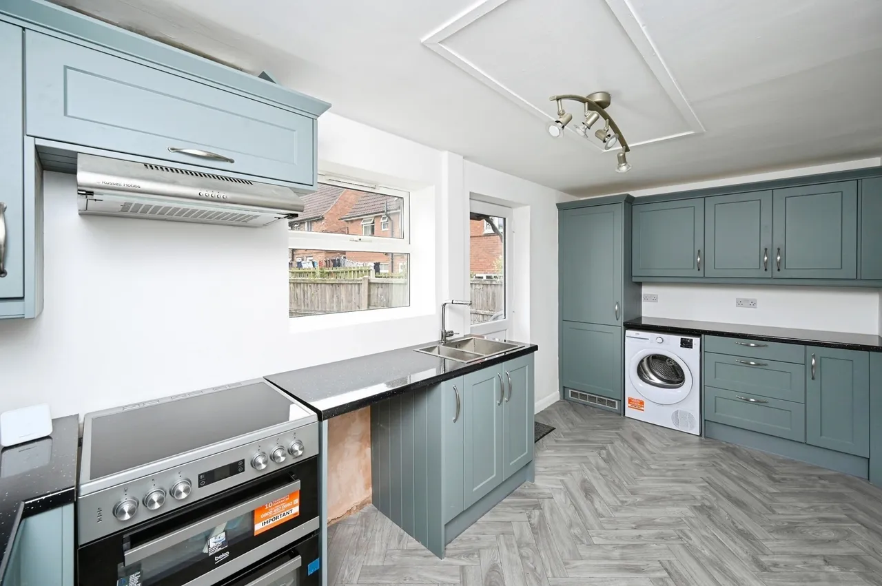 Kirklington Road, Rainworth, Mansfield, Nottinghamshire, NG21, photo 6
