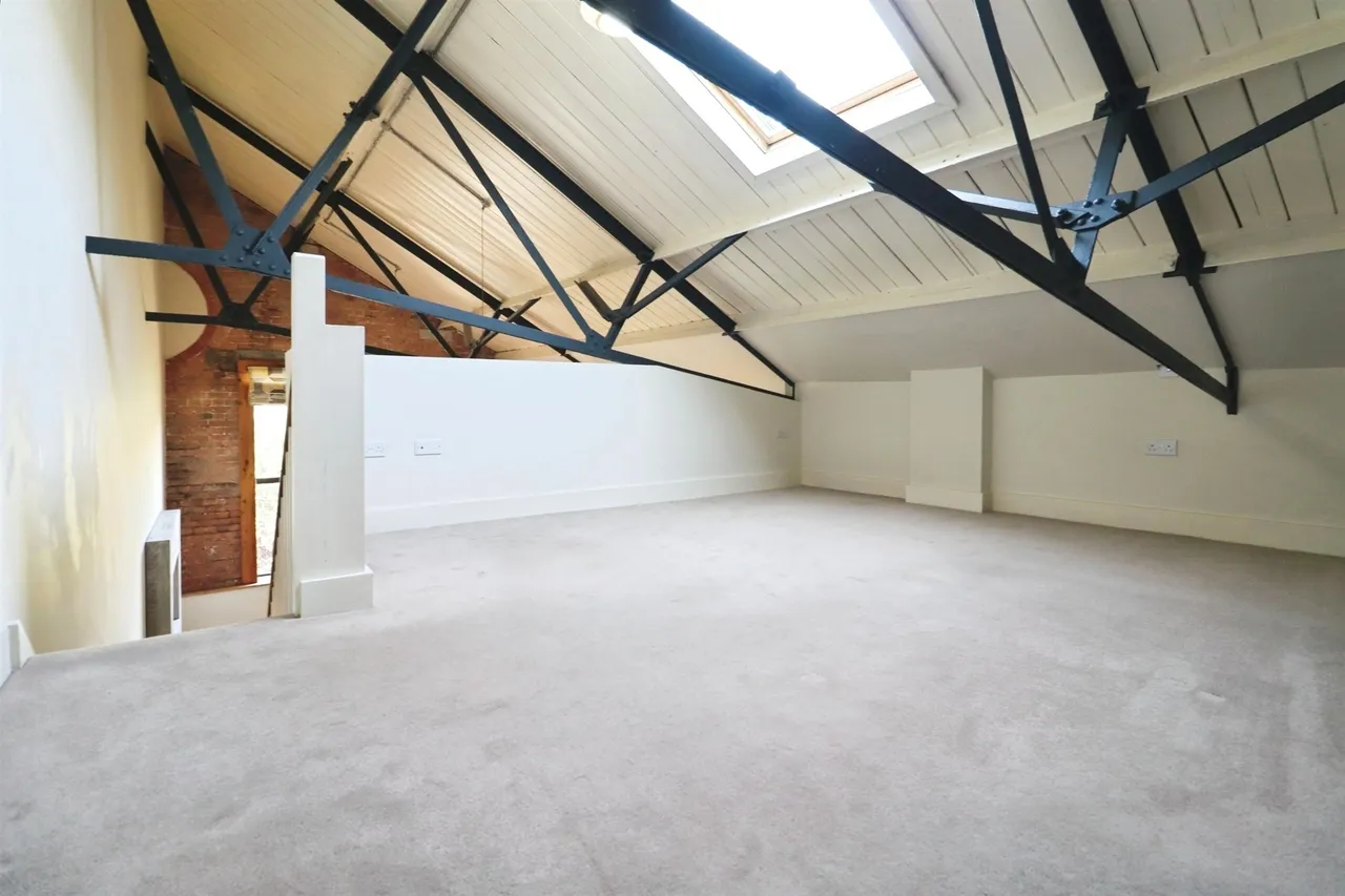 Pendyris Street, Cardiff, CF11, photo 11