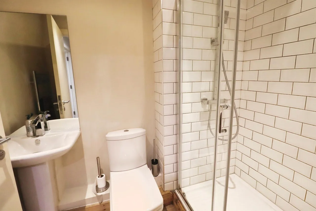 Pendyris Street, Cardiff, CF11, photo 17