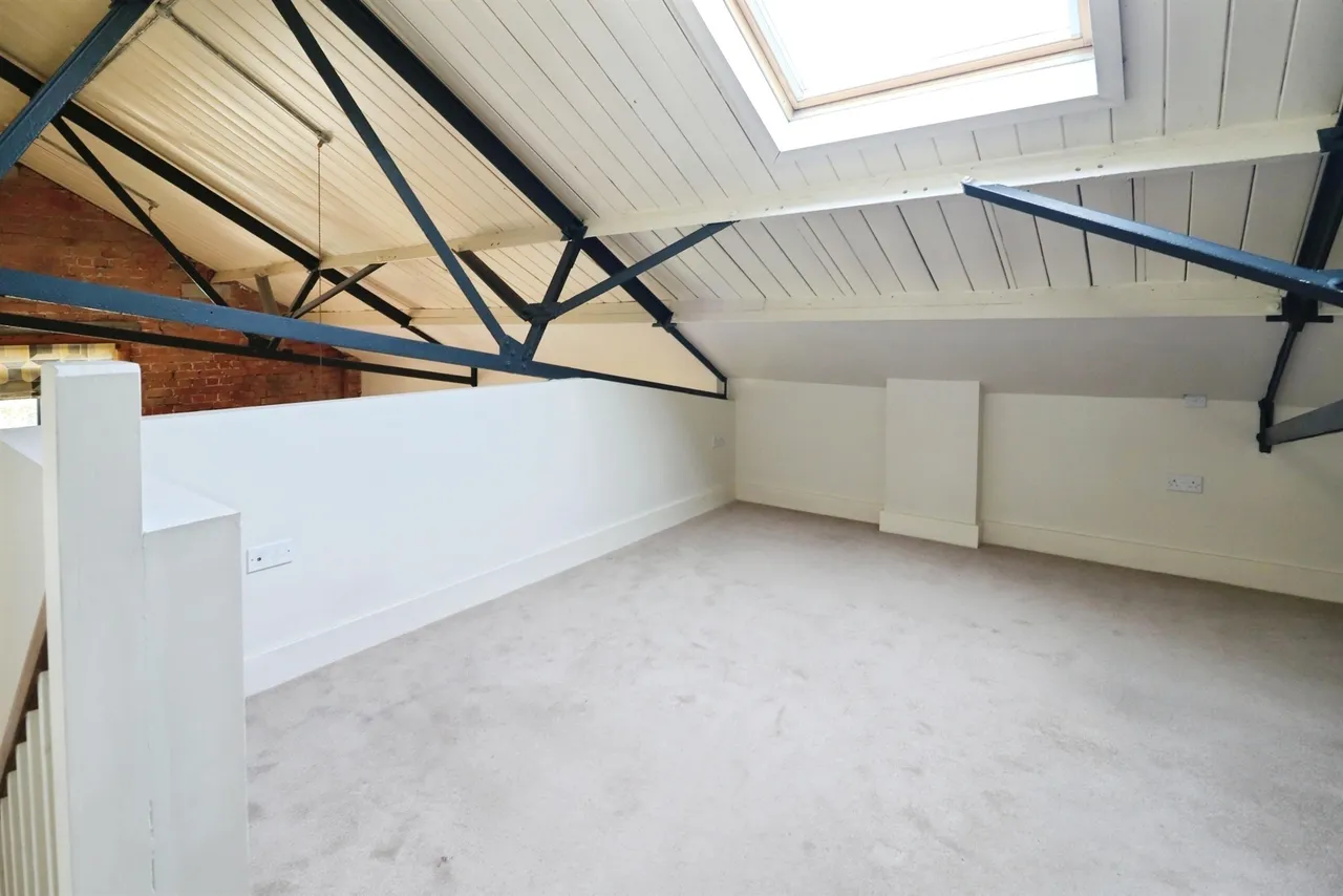 Pendyris Street, Cardiff, CF11, photo 13