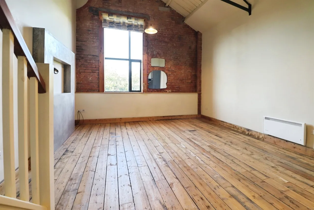 Pendyris Street, Cardiff, CF11, photo 2