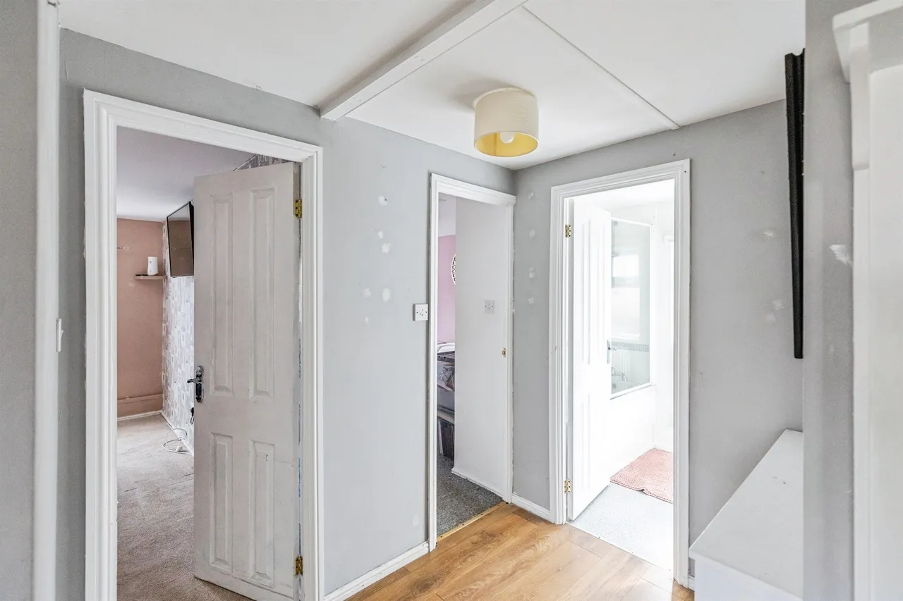 Bedford Road, Rushden, NN10, photo 9