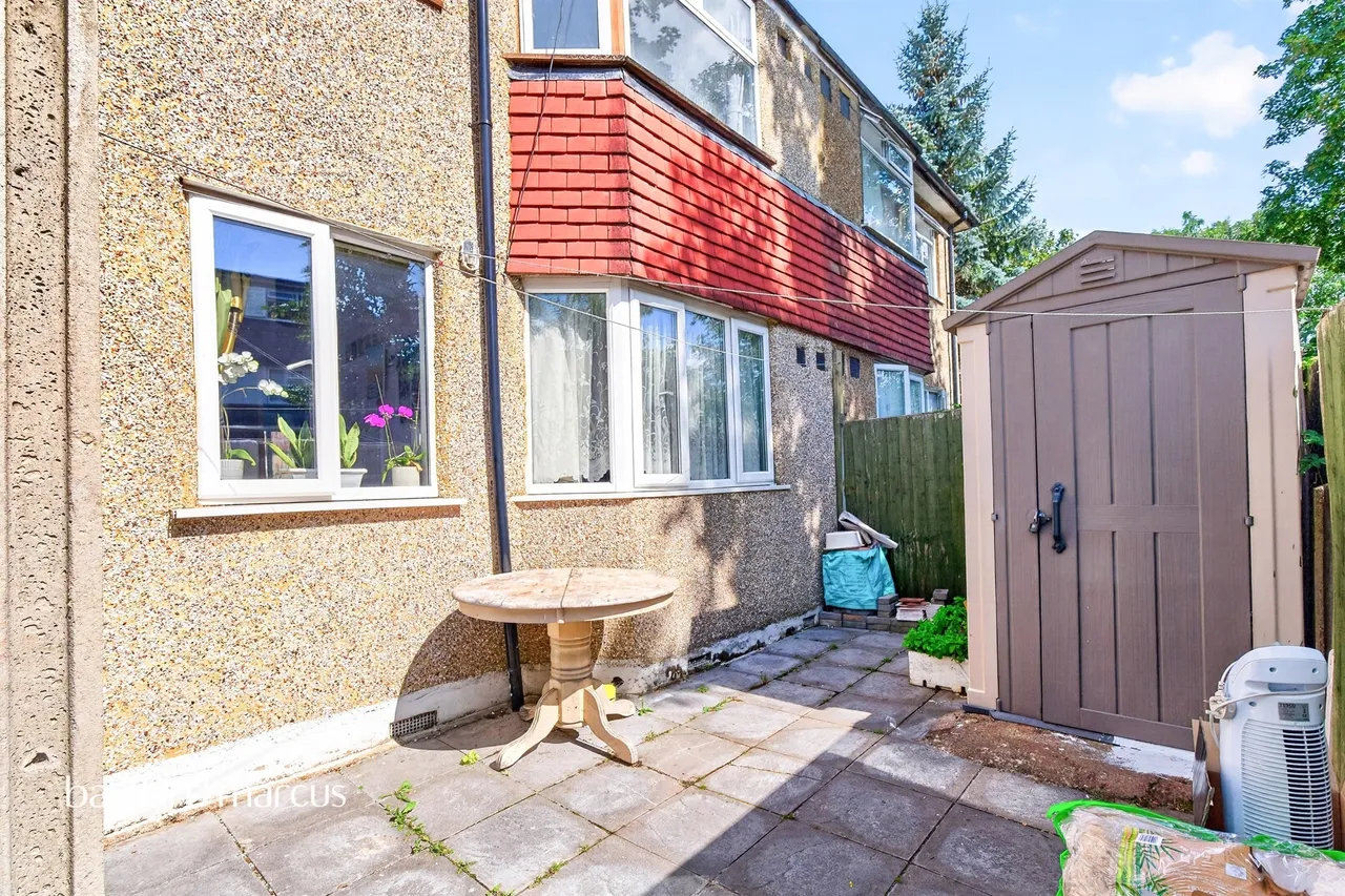 Elmcroft Close, Feltham, TW14, photo 4