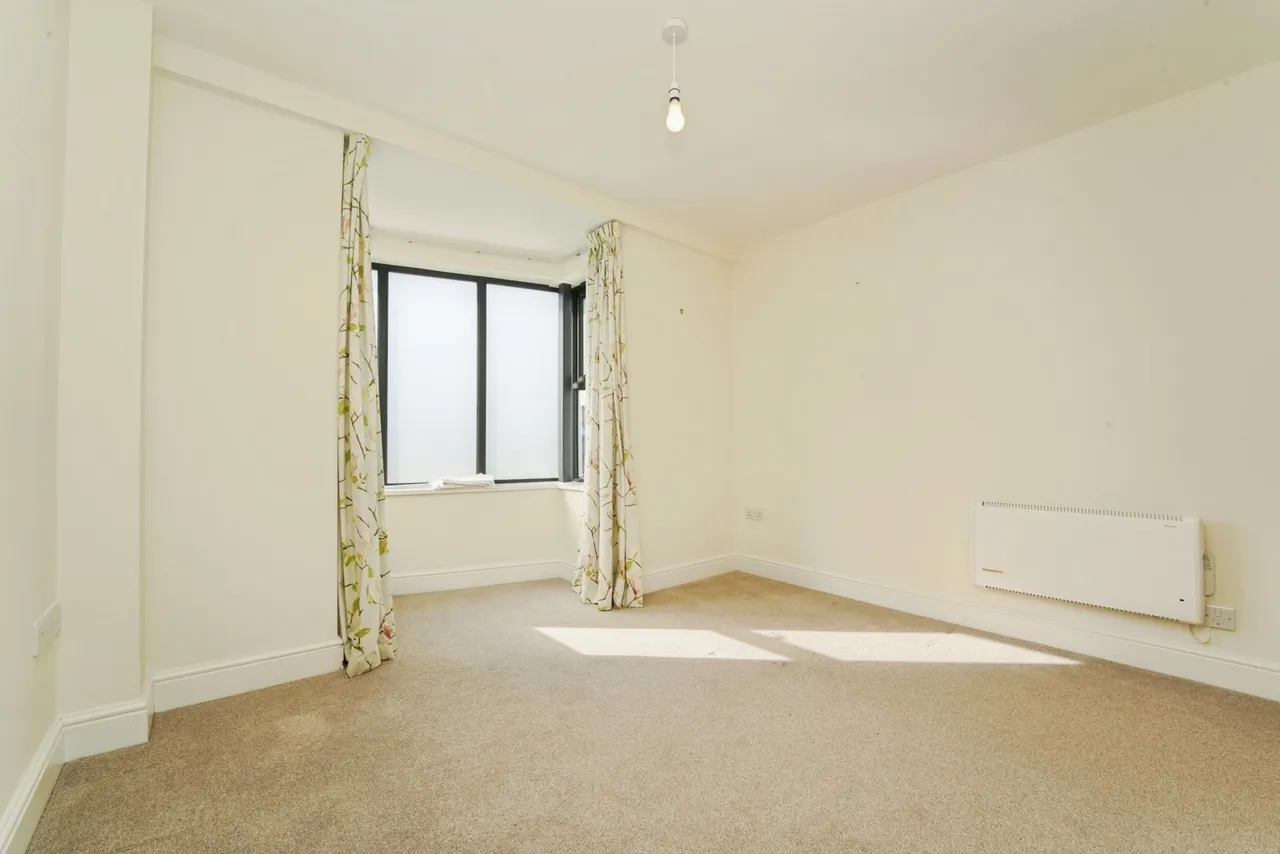 Gloucester Road, Cheltenham, GL51, photo 7