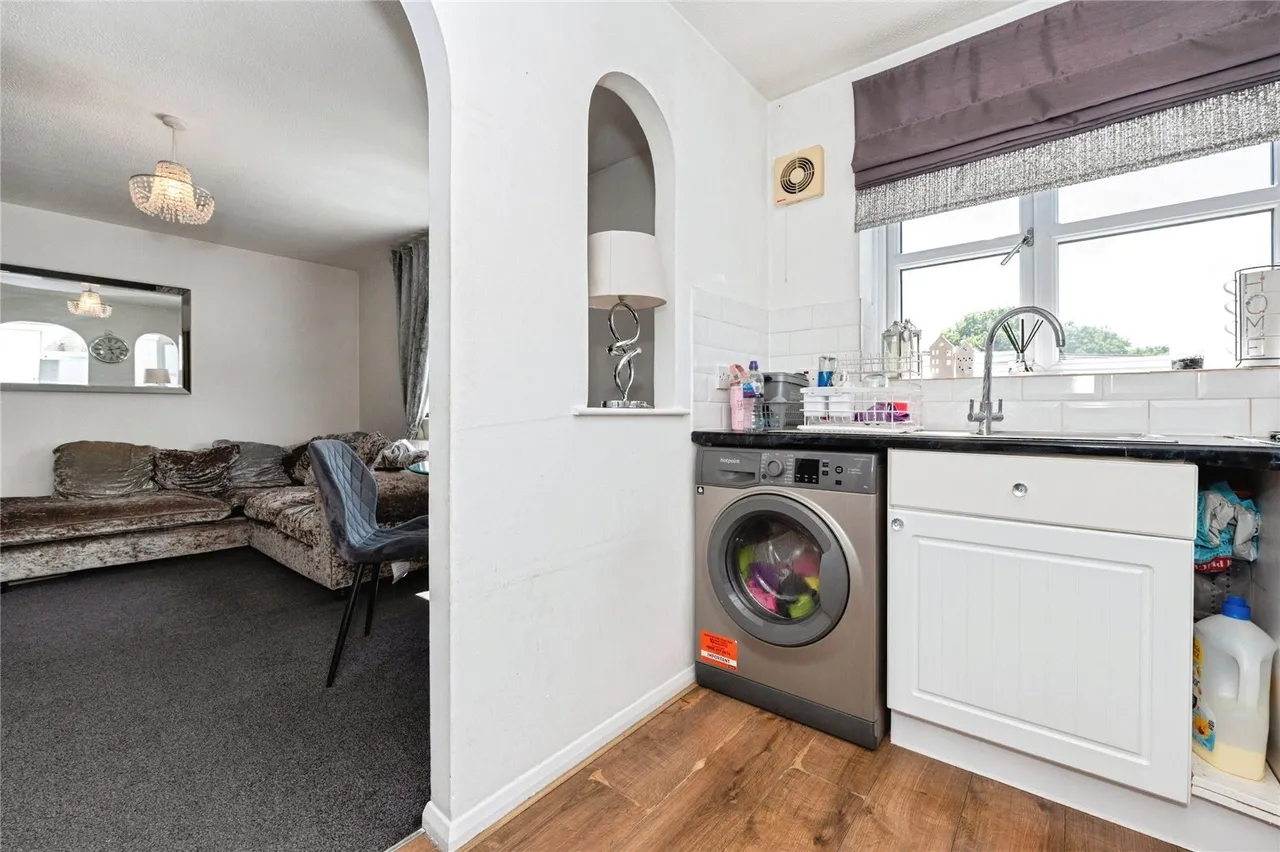 Laburnum Grove, South Ockendon, Essex, RM15, photo 6