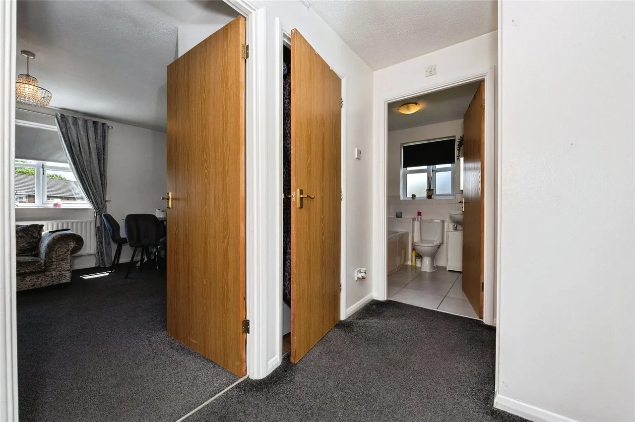 Laburnum Grove, South Ockendon, Essex, RM15, photo 10