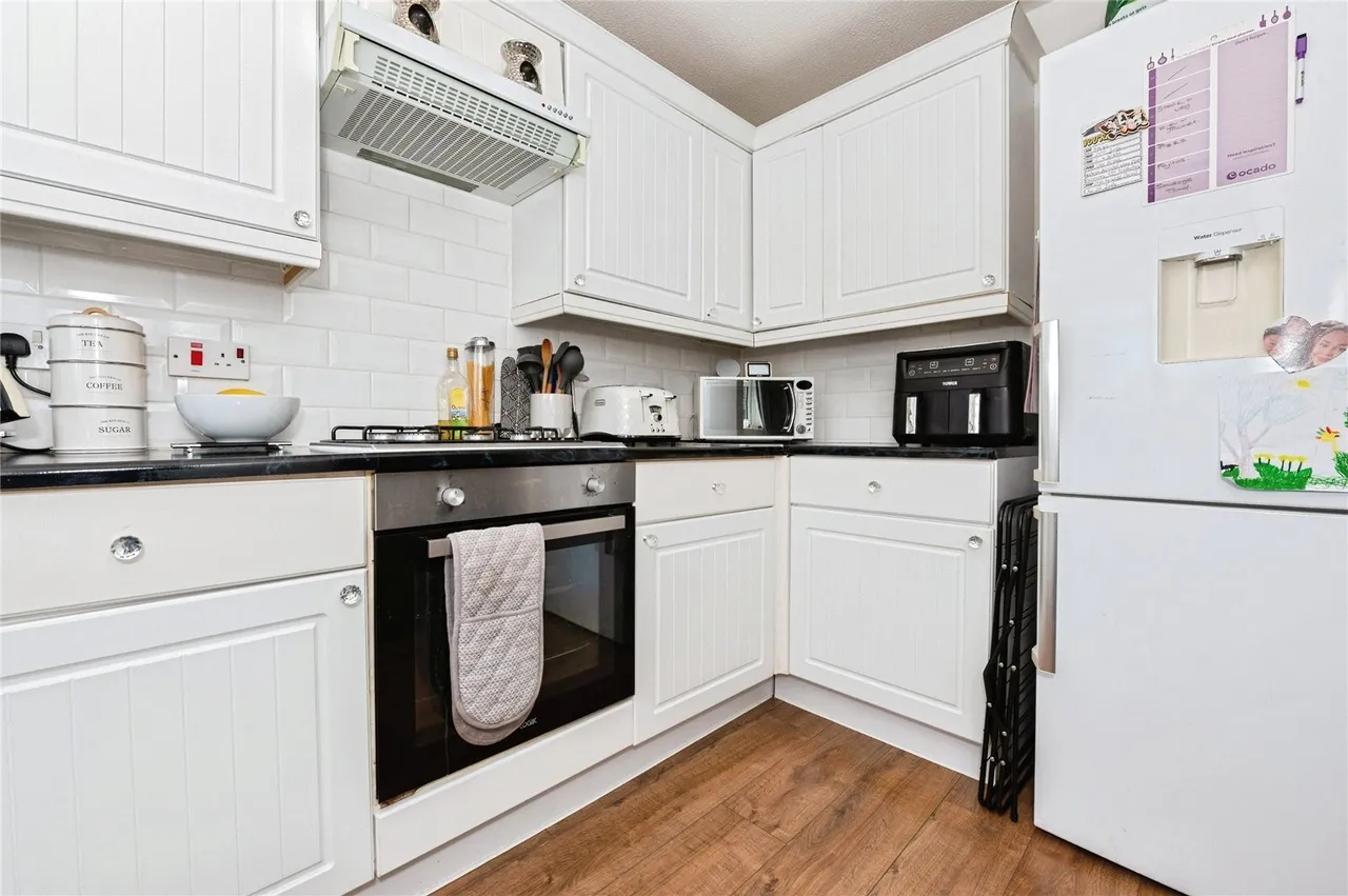 Laburnum Grove, South Ockendon, Essex, RM15, photo 3