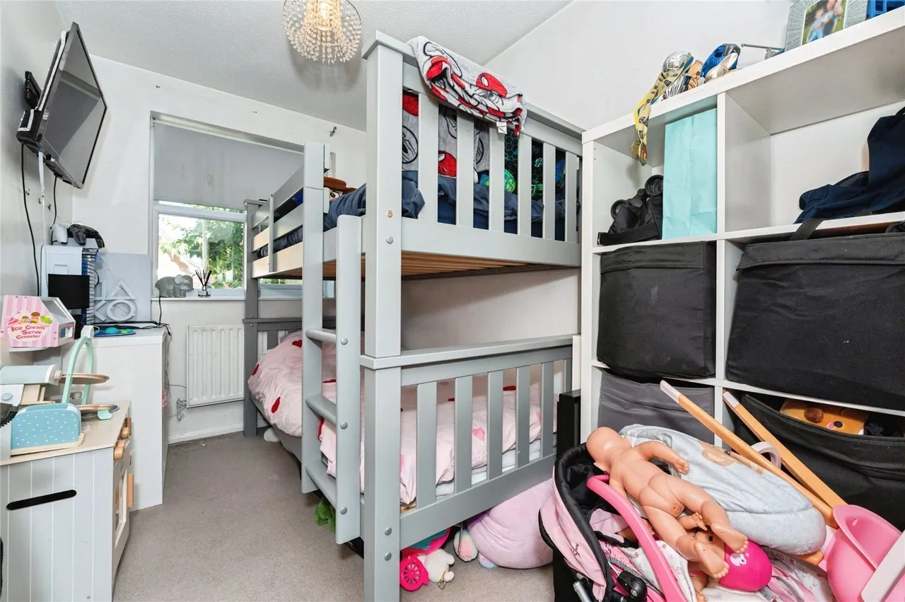Laburnum Grove, South Ockendon, Essex, RM15, photo 8