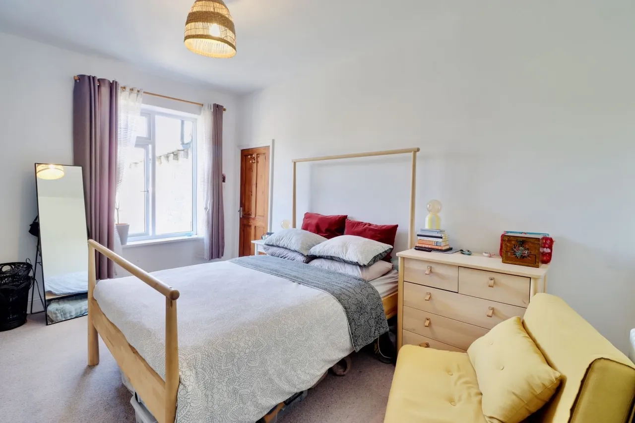 Sapgate Lane, Thornton, BD13, photo 6