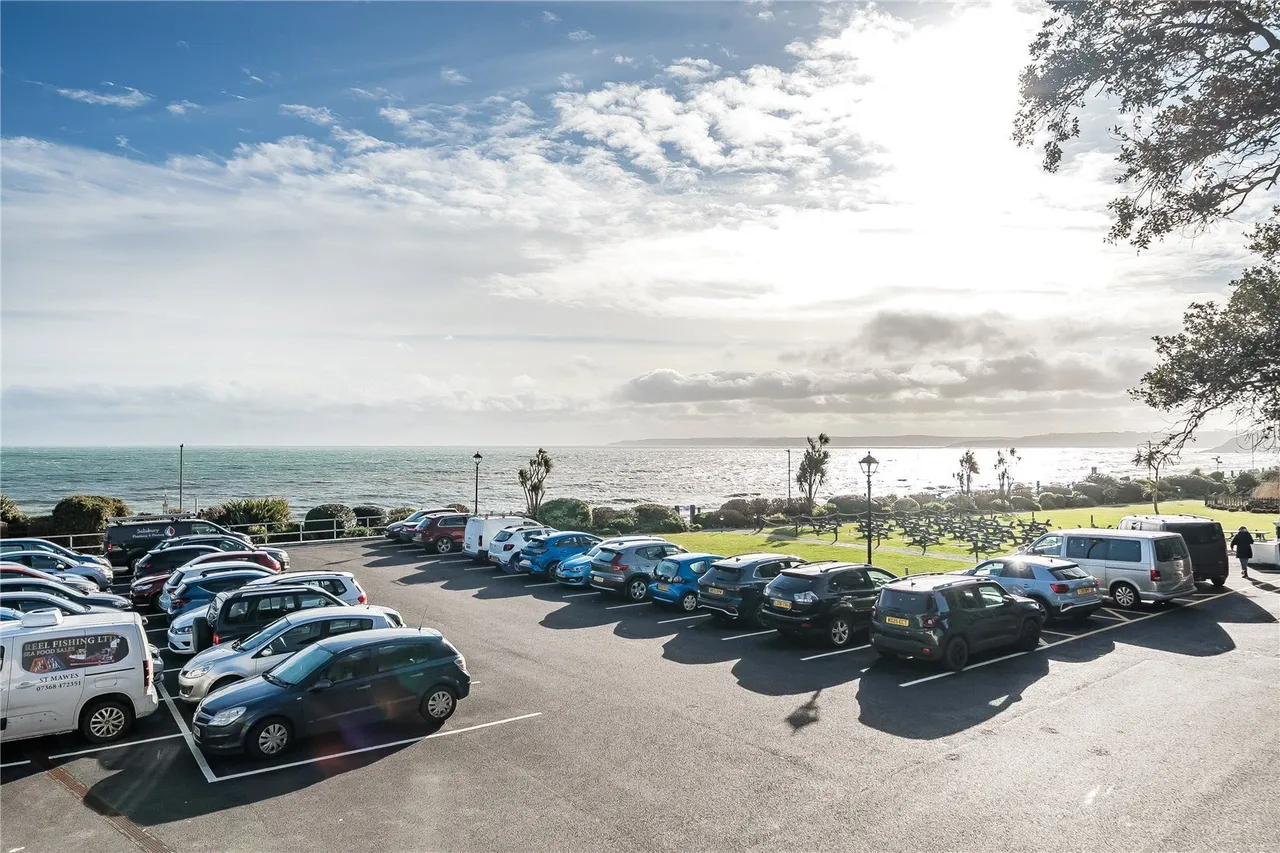 Cliff Road, Falmouth, TR11, photo 10
