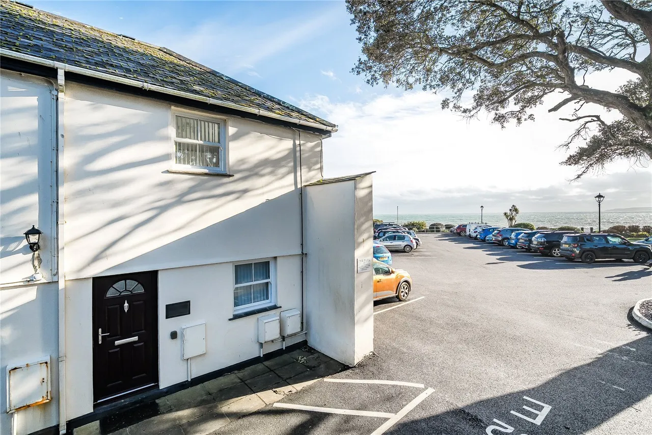 Cliff Road, Falmouth, TR11, photo 9