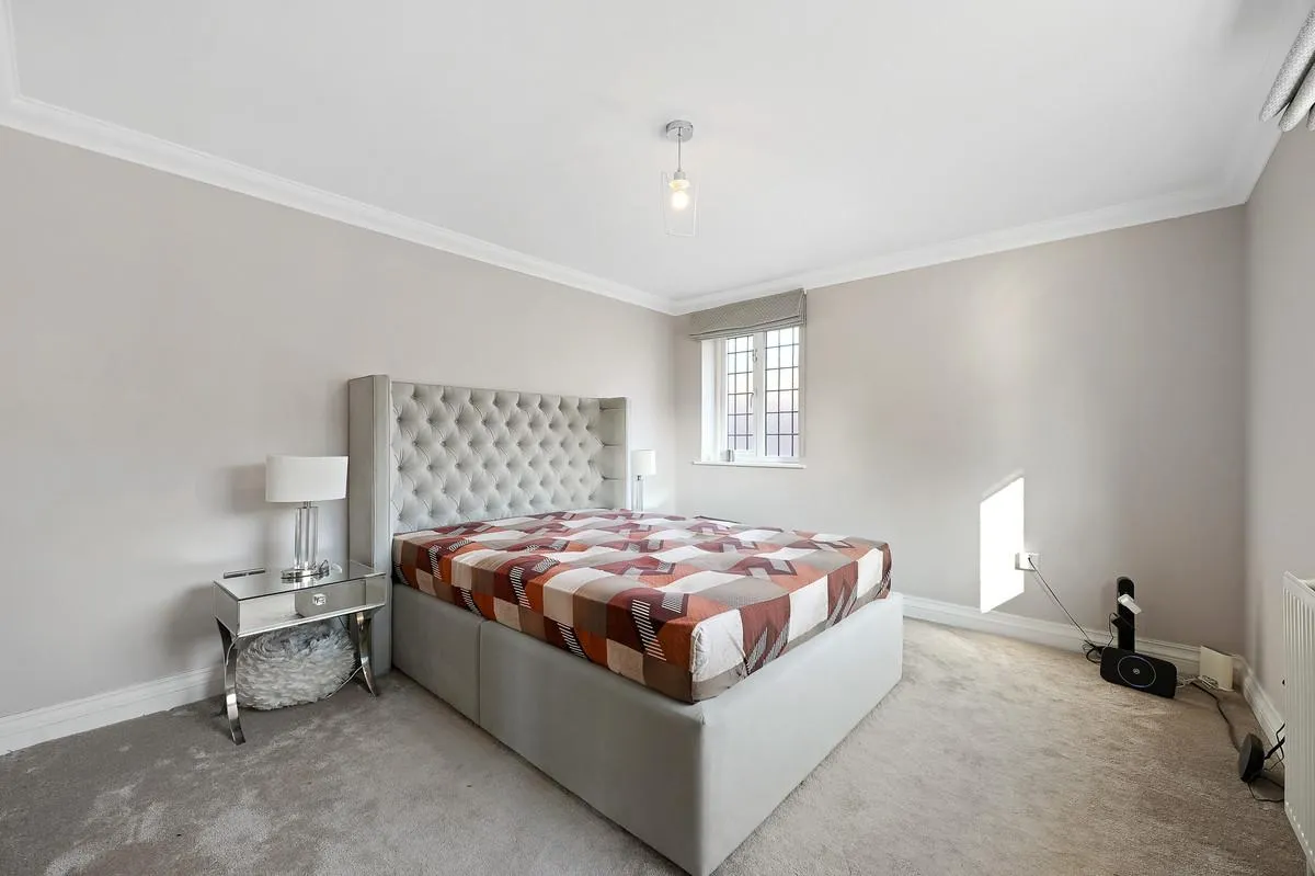 Heathfield Road, Bushey, WD23, photo 22