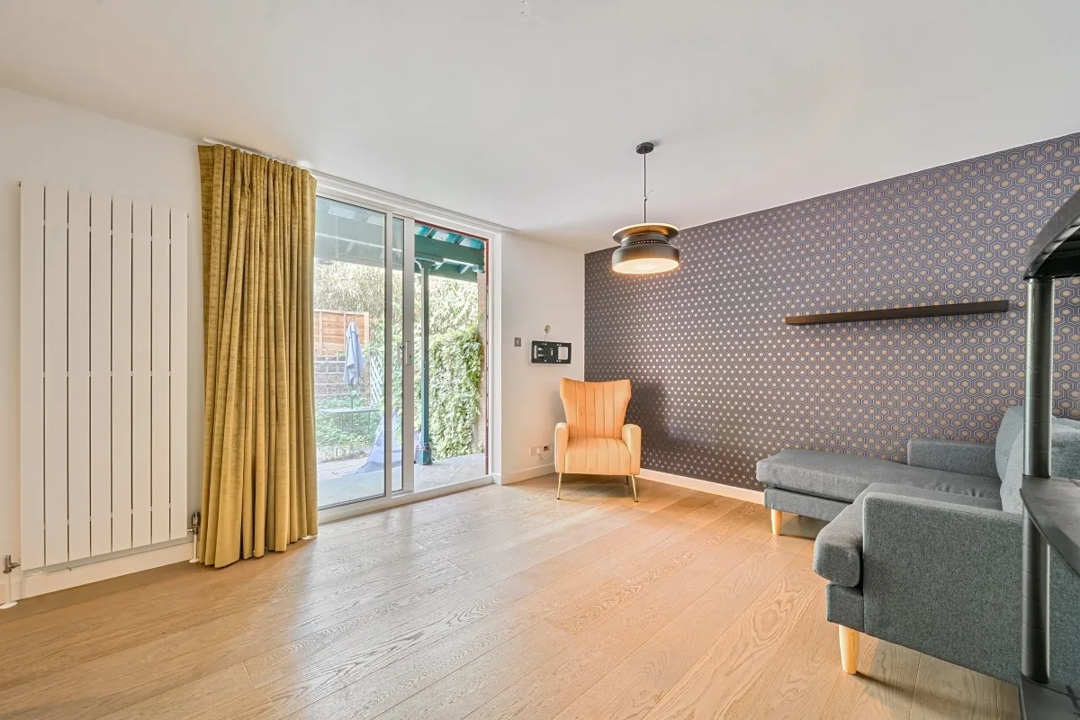 Bridgeport Place, Wapping, E1W, photo 3
