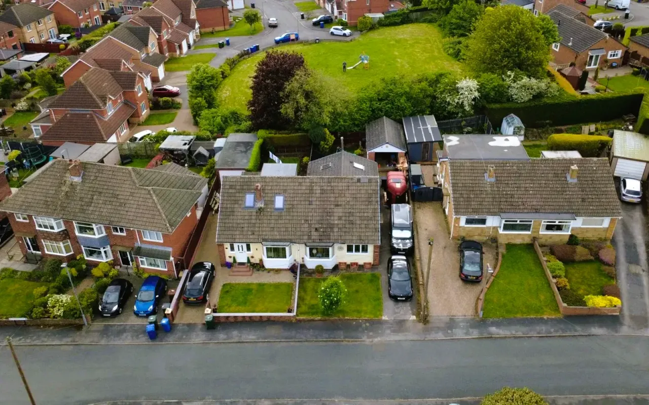 Norwood Drive, Barugh Green, photo 9