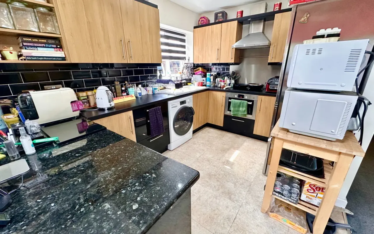 Norwood Drive, Barugh Green, photo 17