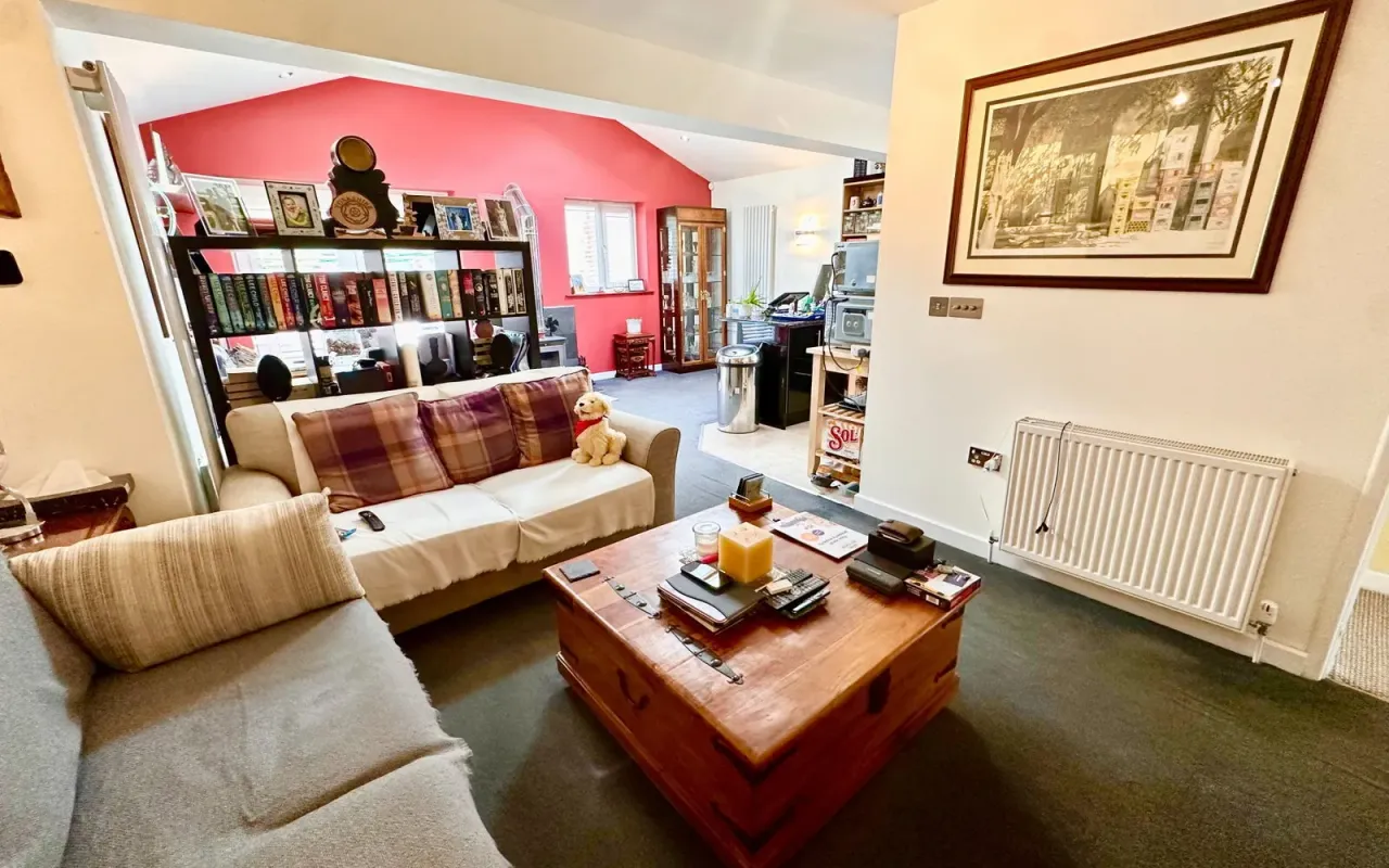 Norwood Drive, Barugh Green, photo 16