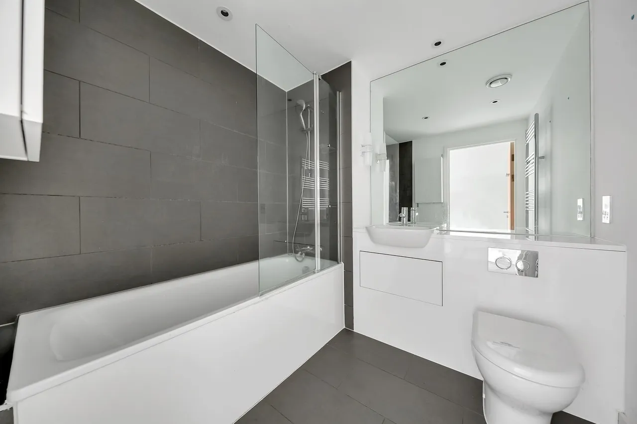 Flat 35, 17 Maud Street, London, E16 1YR, photo 8
