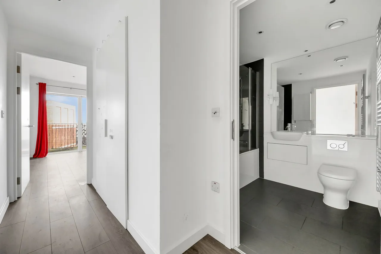 Flat 35, 17 Maud Street, London, E16 1YR, photo 7