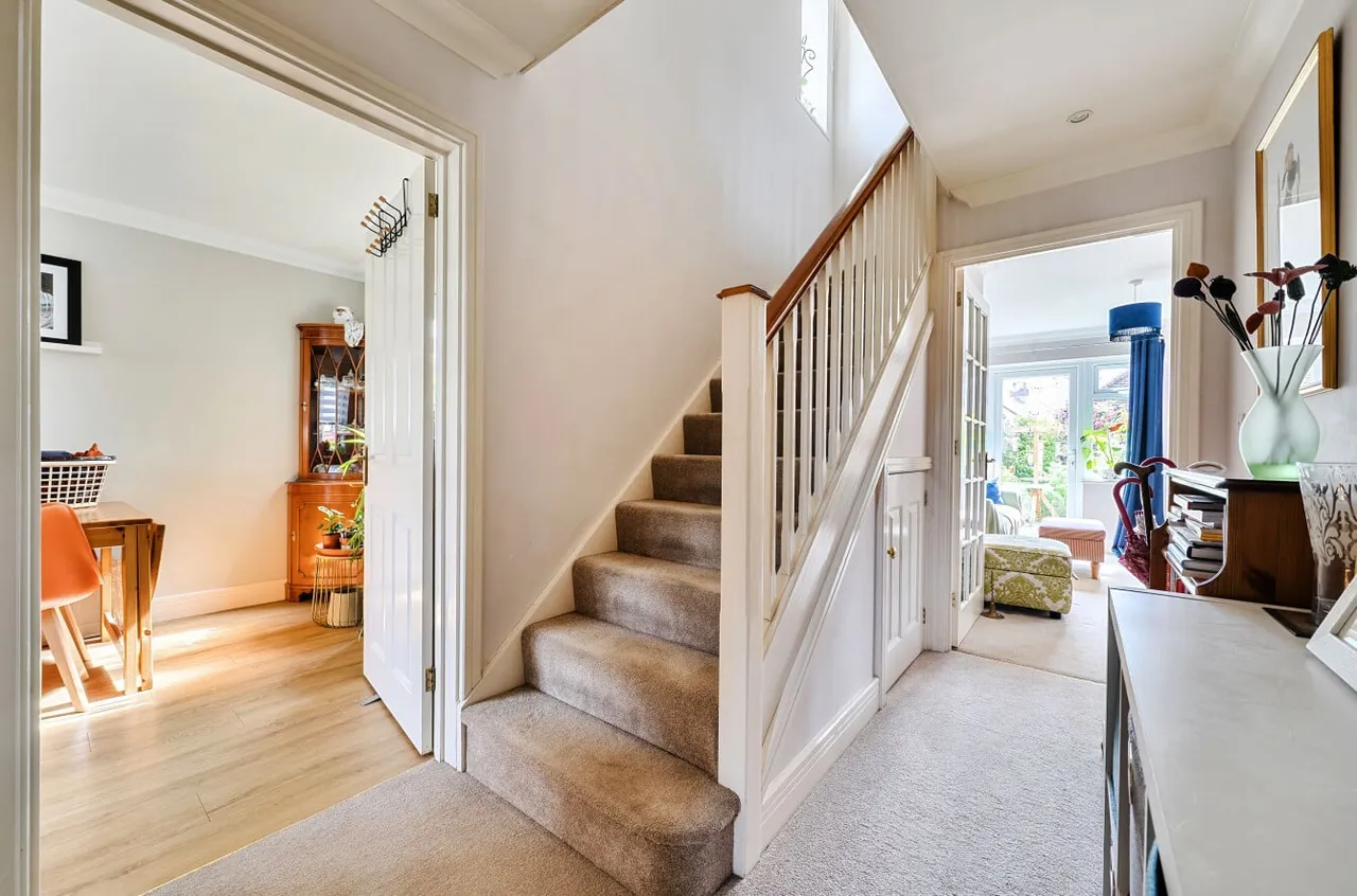 Chapel Close, Watersfield, RH20, photo 11