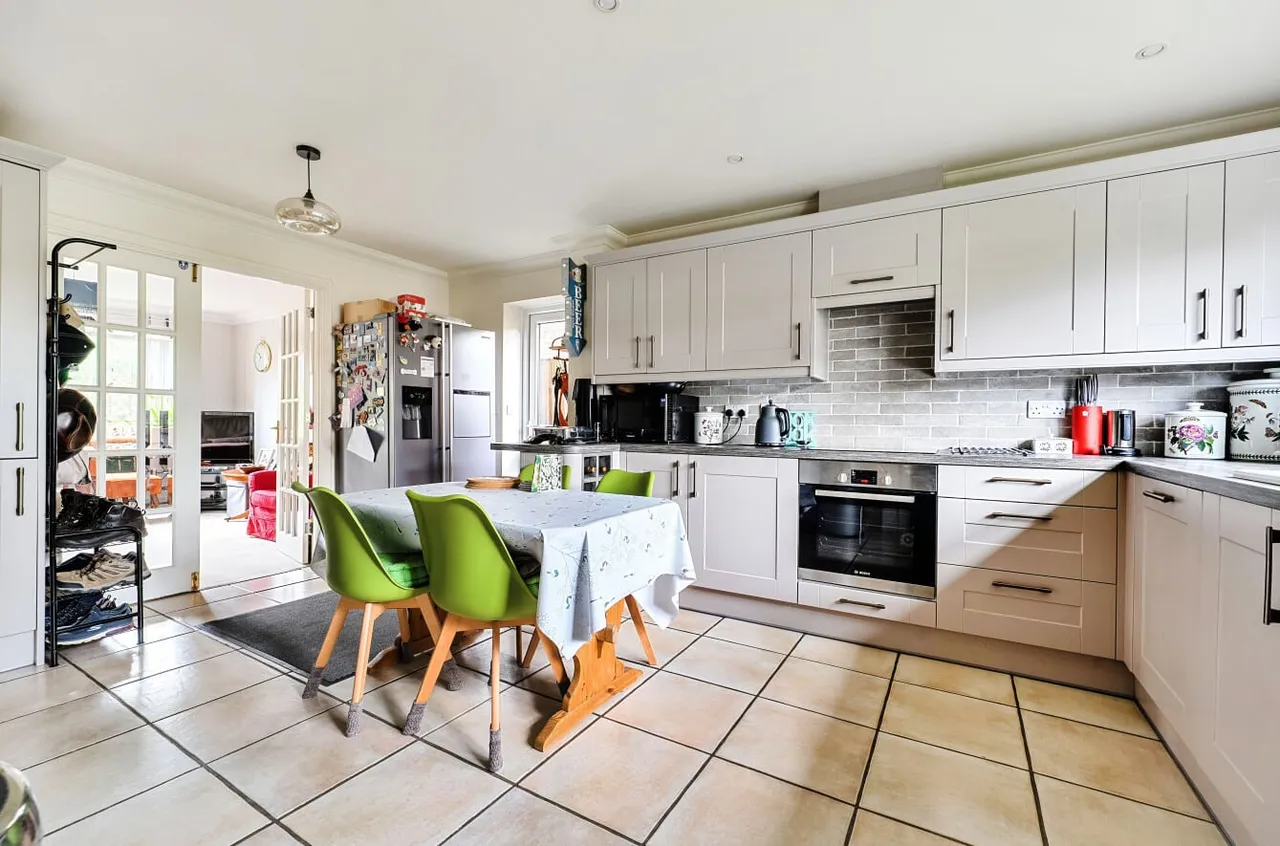 Chapel Close, Watersfield, RH20, photo 8