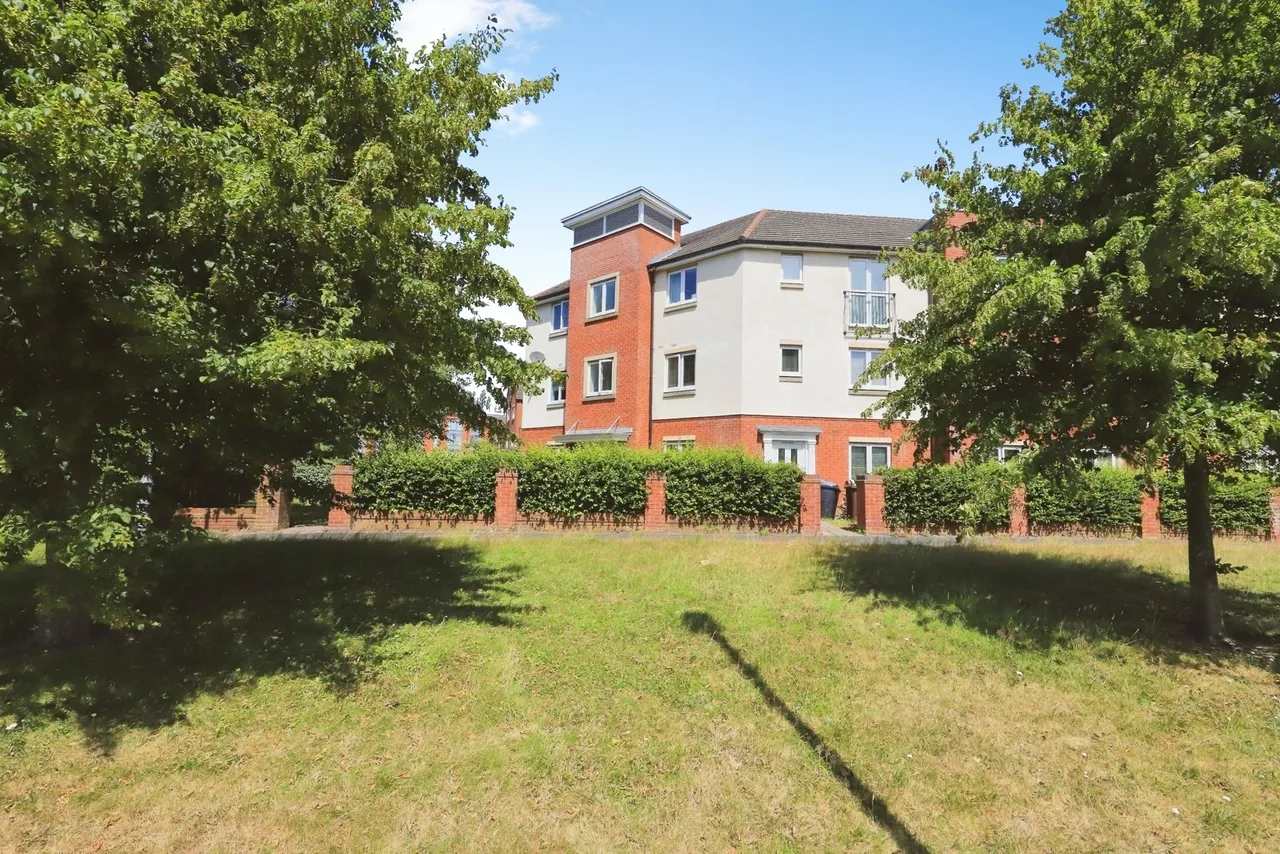 Rothesay Gardens, Wolverhampton, WV4, photo 16