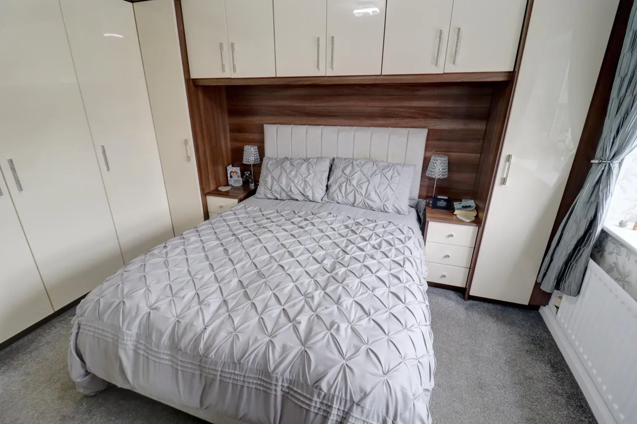 Canisp Close, Chadderton, OL9, photo 24
