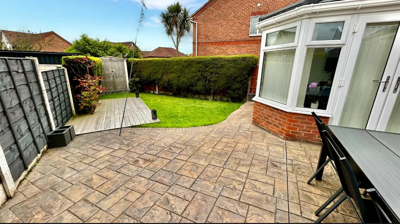 Canisp Close, Chadderton, OL9, photo 4