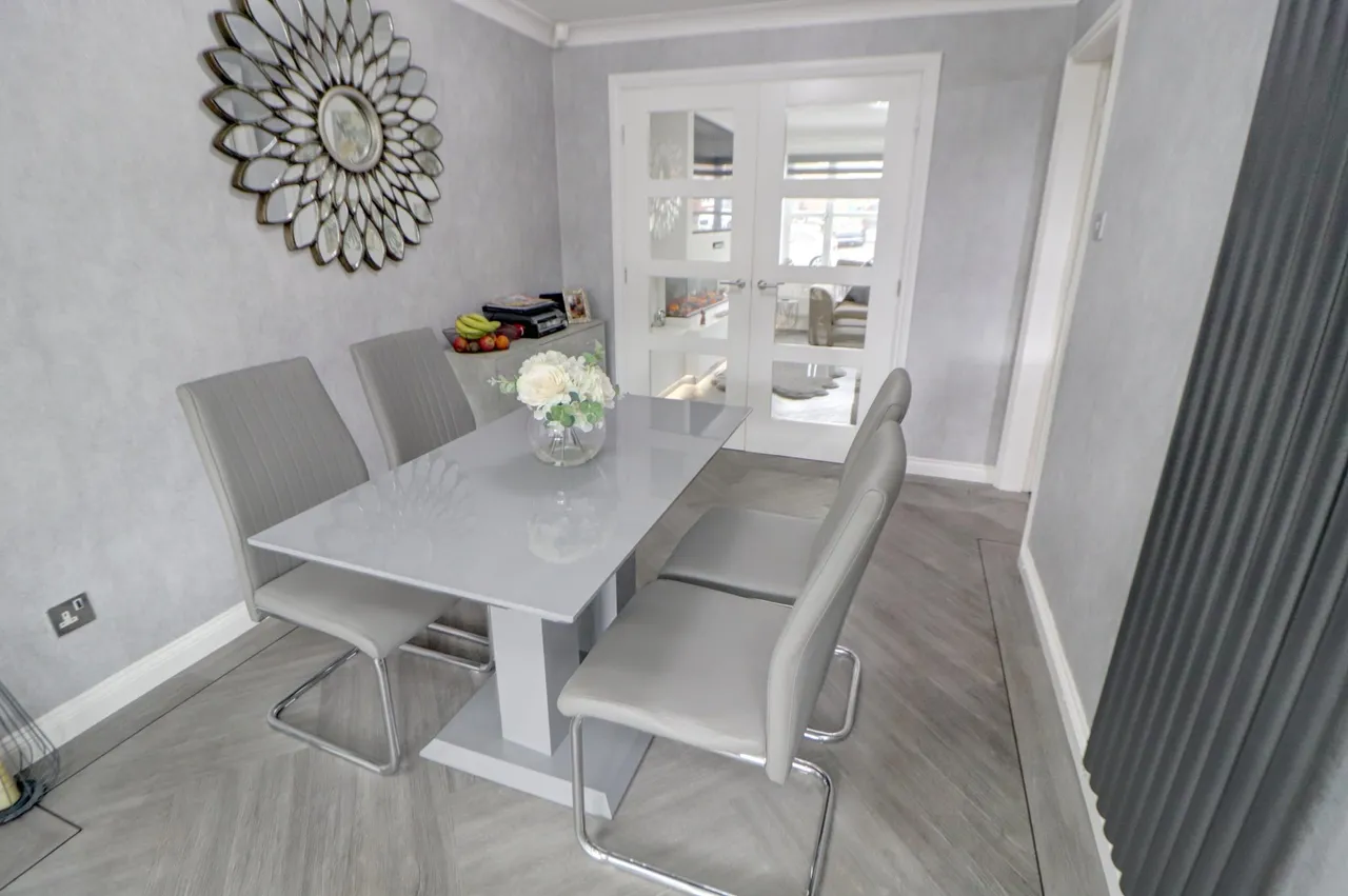 Canisp Close, Chadderton, OL9, photo 19