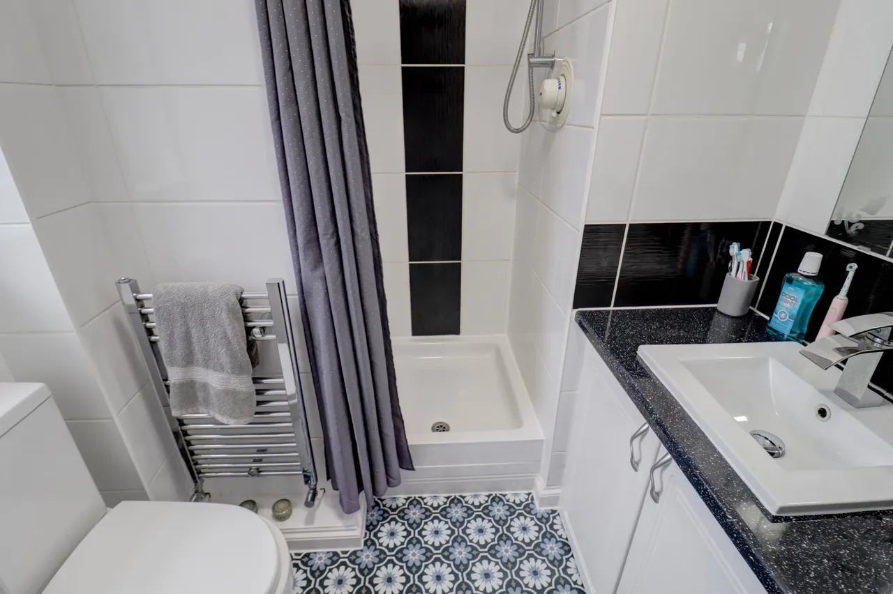 Canisp Close, Chadderton, OL9, photo 23