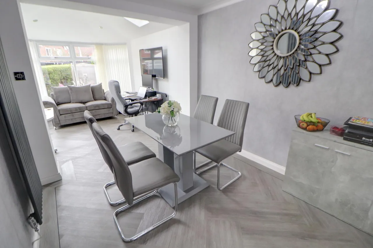 Canisp Close, Chadderton, OL9, photo 18