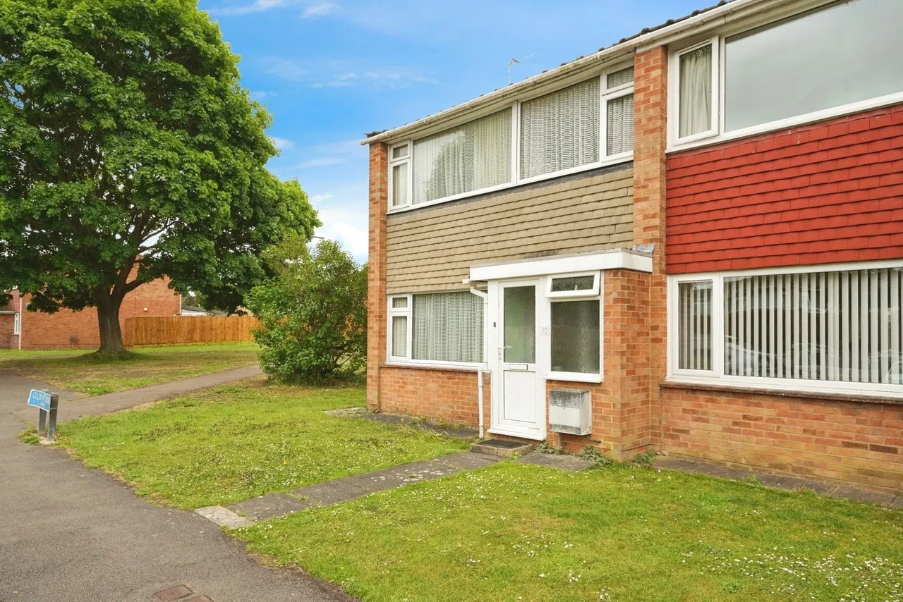 Golden Close, Tuffley, Gloucester, Gloucestershire, GL4, photo 15