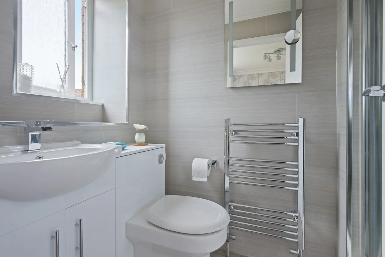 South Larch Road, Dunfermline, KY11 4NT, photo 12