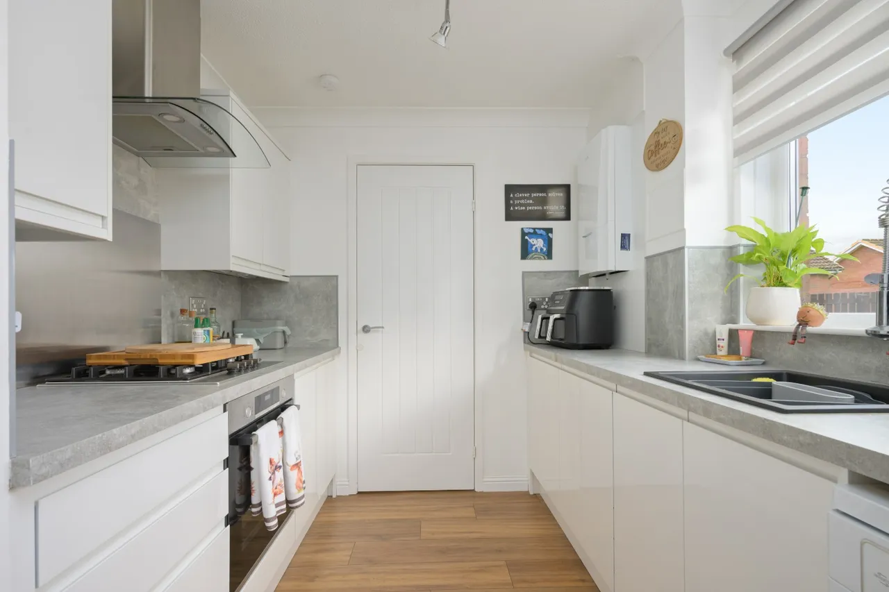 South Larch Road, Dunfermline, KY11 4NT, photo 6