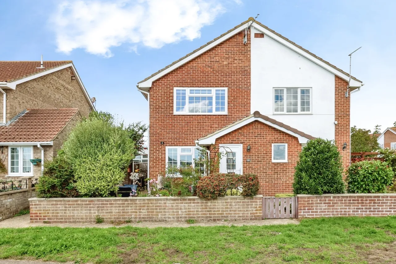 Falconer Drive, Poole, BH15, photo 17
