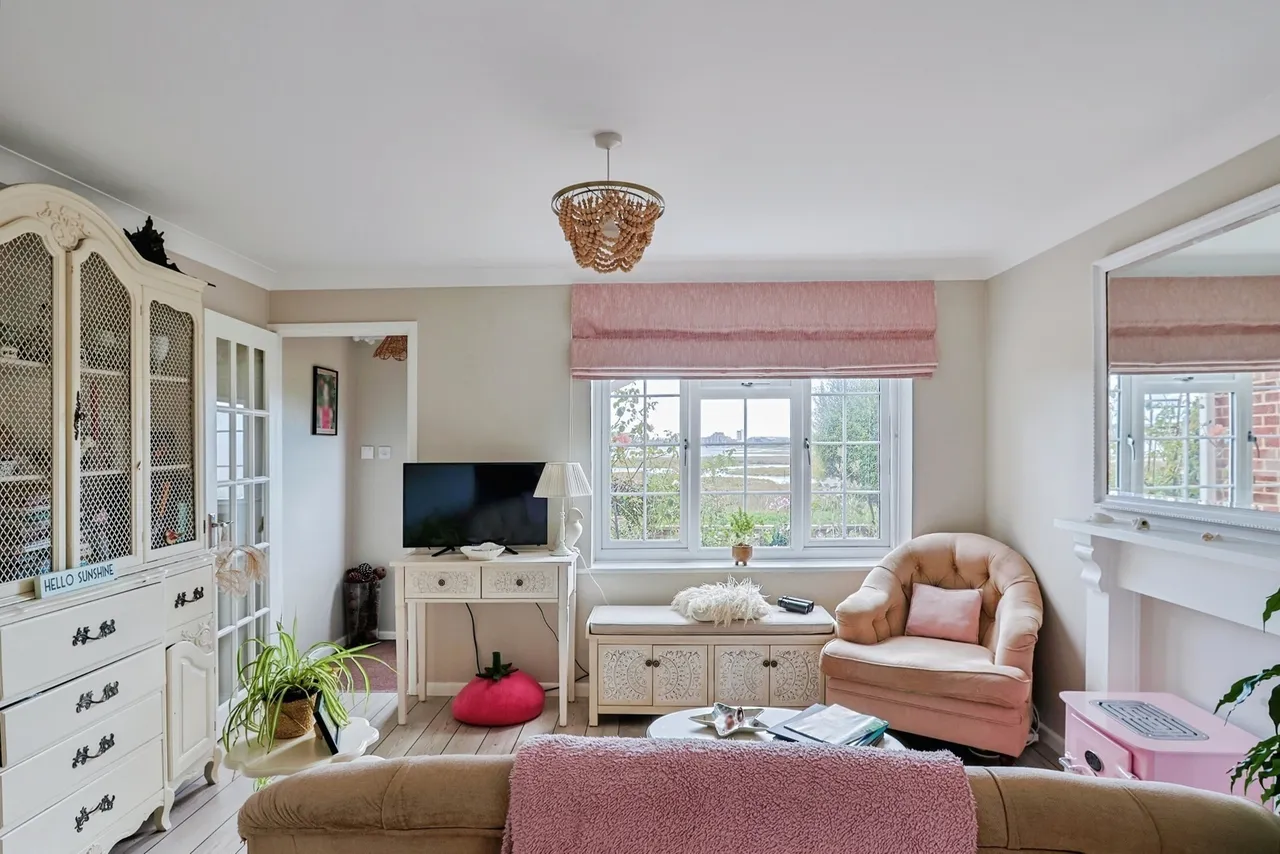 Falconer Drive, Poole, BH15, photo 11