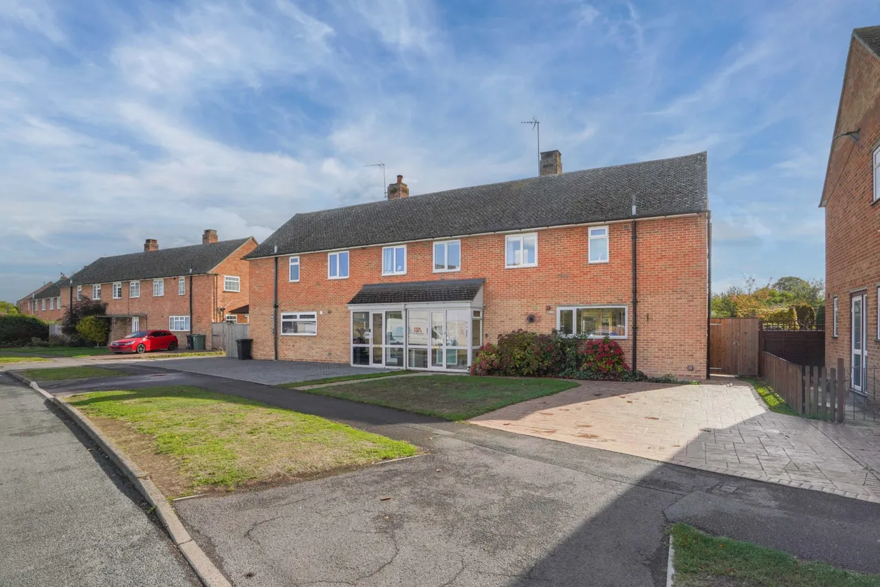 4 bed house for sale, Foliat Drive, Wantage, OX12