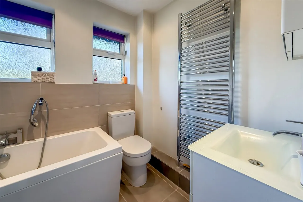 Tiverton Court, Harpenden, AL5, photo 15