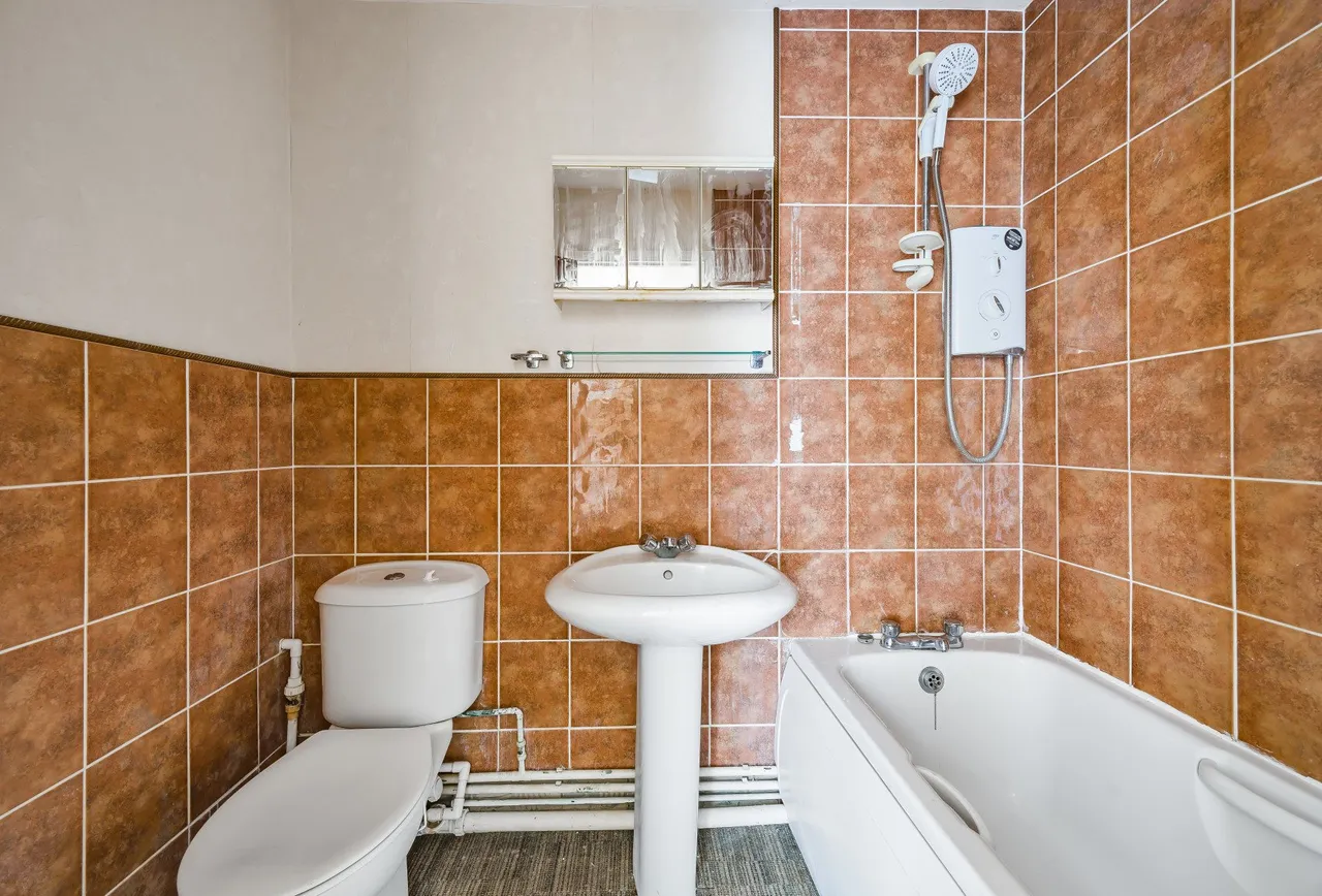 26 Onslow Gardens, Wallington, SM6 9QN, photo 9
