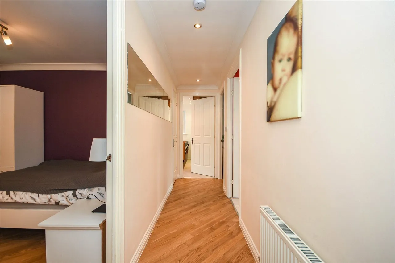 Sachfield Drive, Chafford Hundred, Grays, Essex, RM16, photo 13