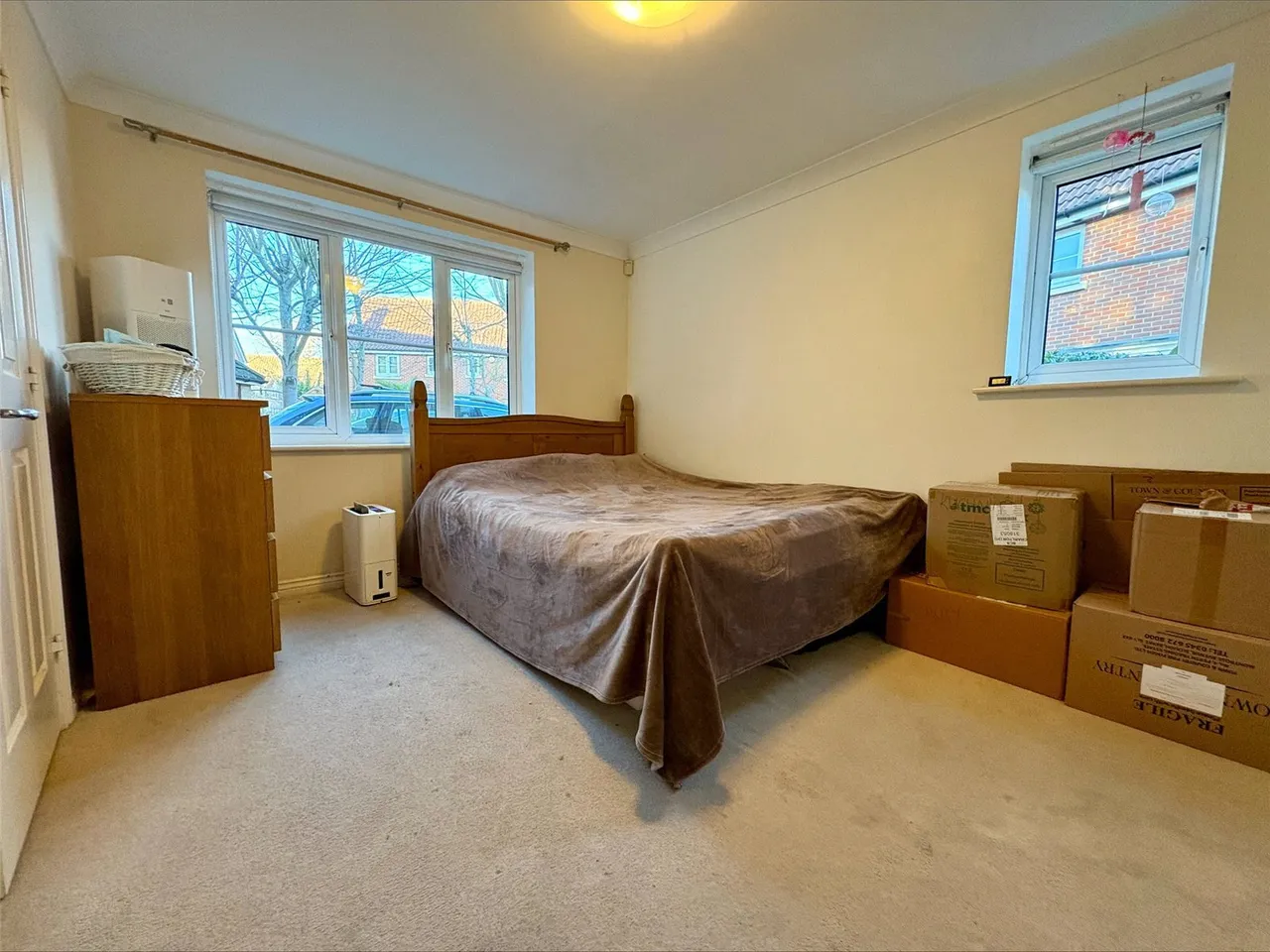 Sachfield Drive, Chafford Hundred, Grays, Essex, RM16, photo 8