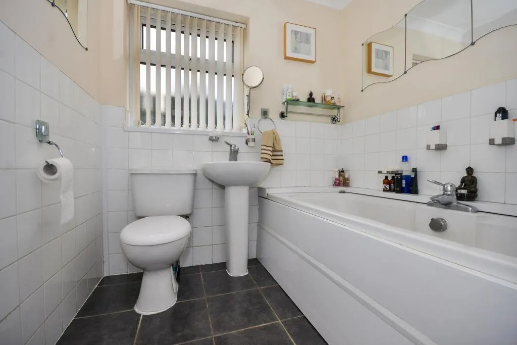 Nesbitt Street, Sutton-In-Ashfield, NG17, photo 8