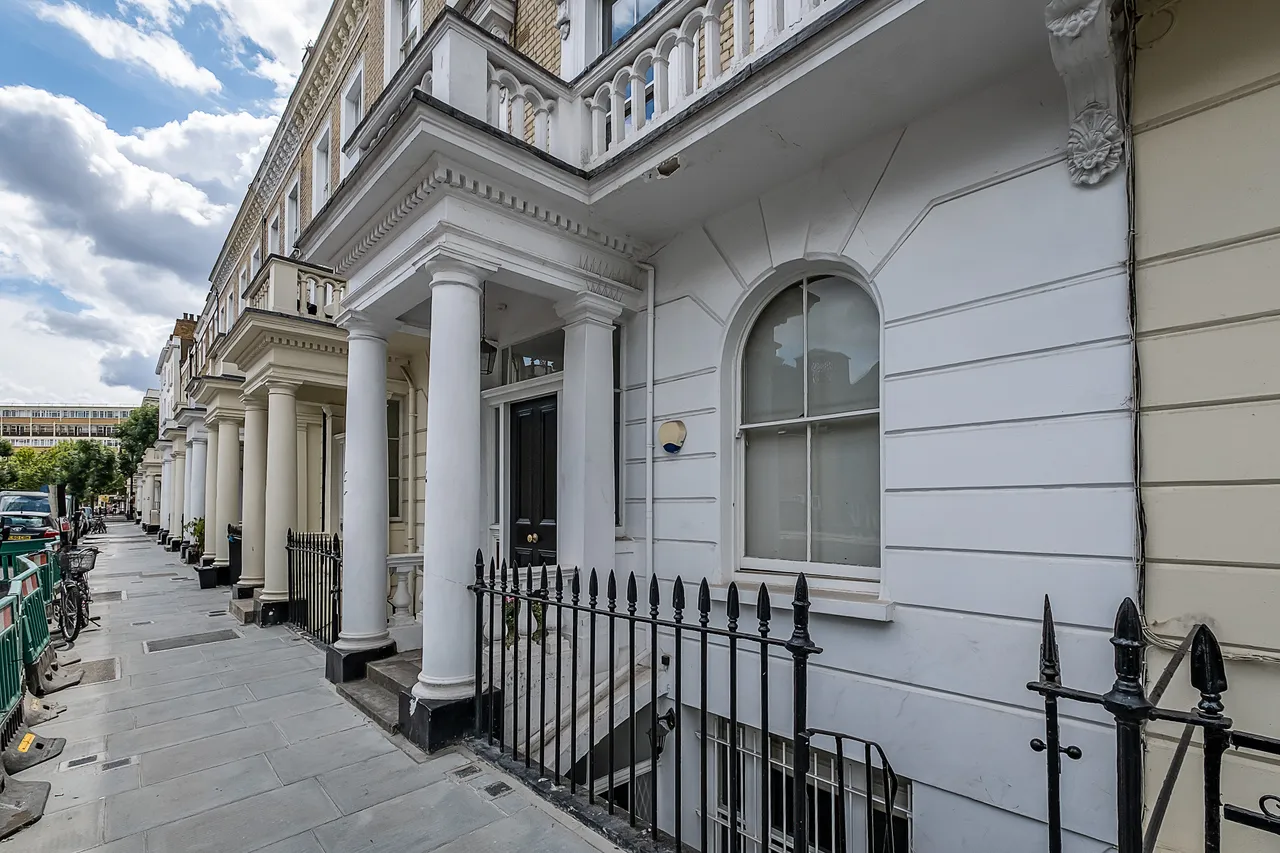Cumberland Street, London, SW1V, photo 7