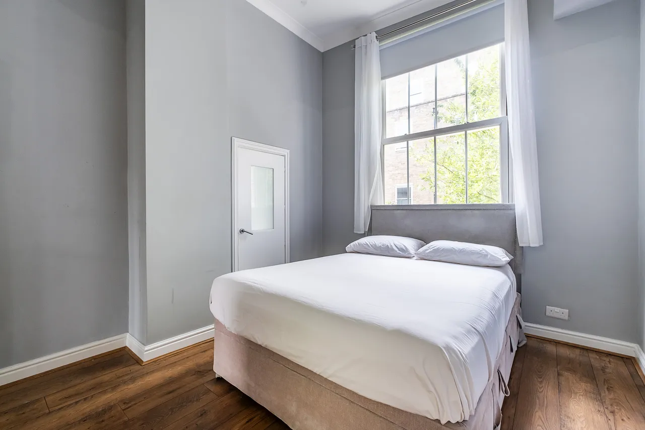 Cumberland Street, London, SW1V, photo 3