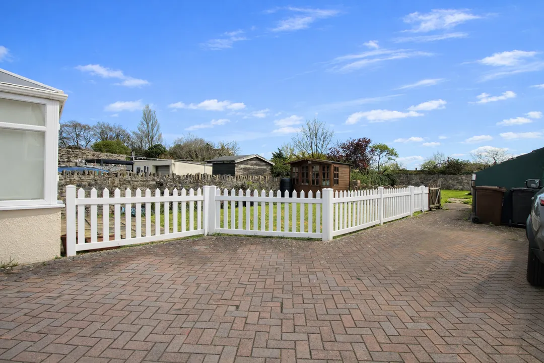 Main Street, Walton, photo 8