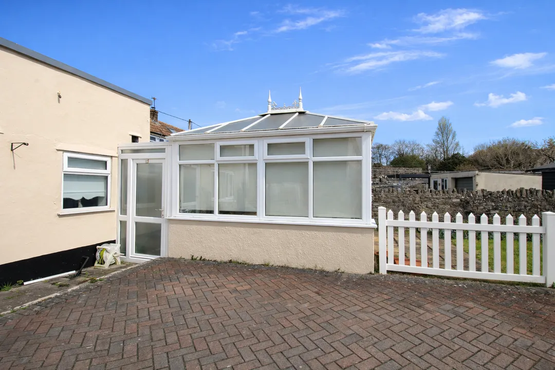 Main Street, Walton, photo 9