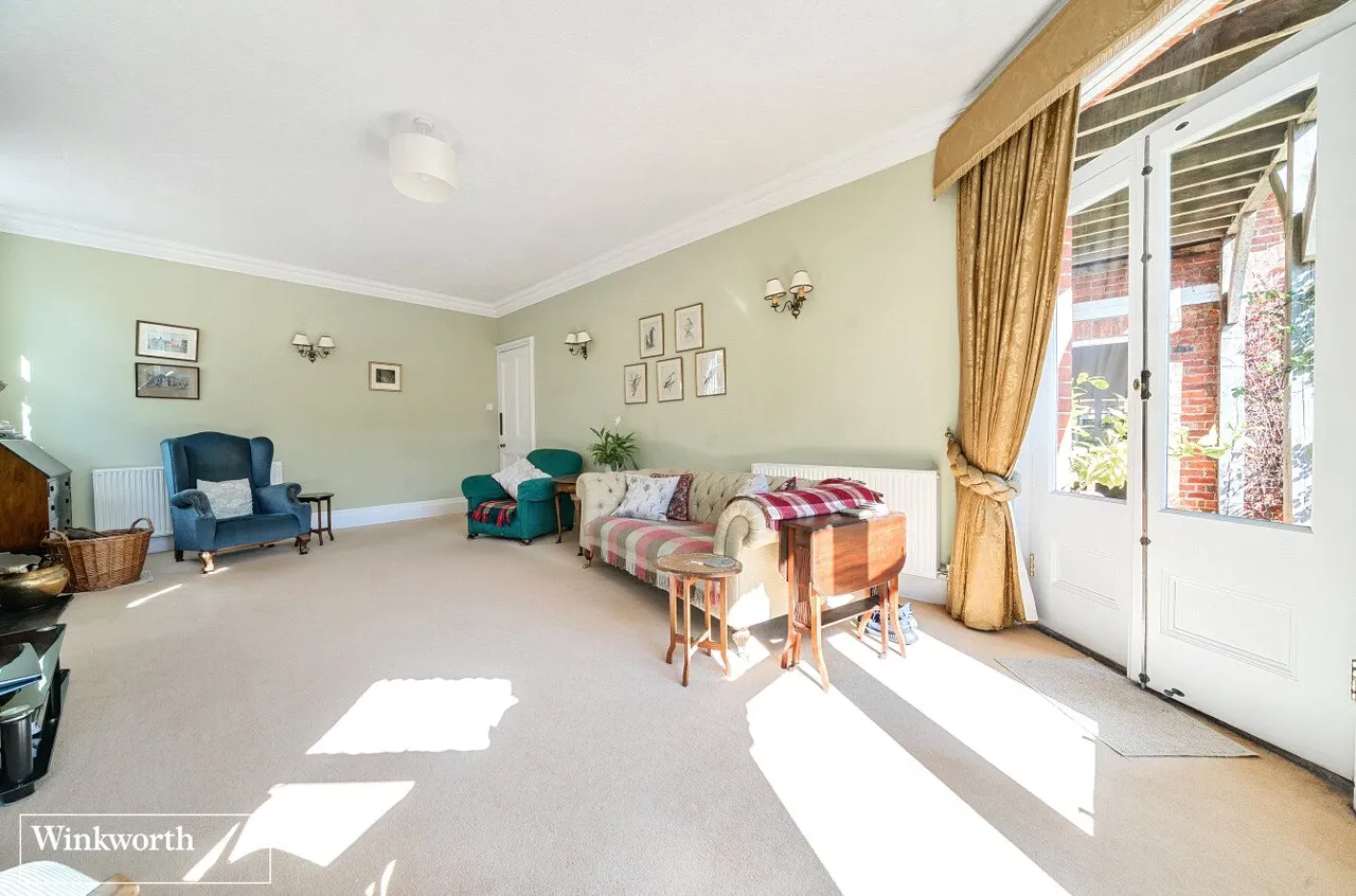 Cliddesden Road, Basingstoke, Hampshire, RG21, photo 9
